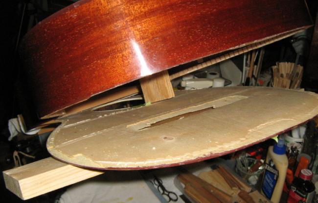 Silvertone lutherie